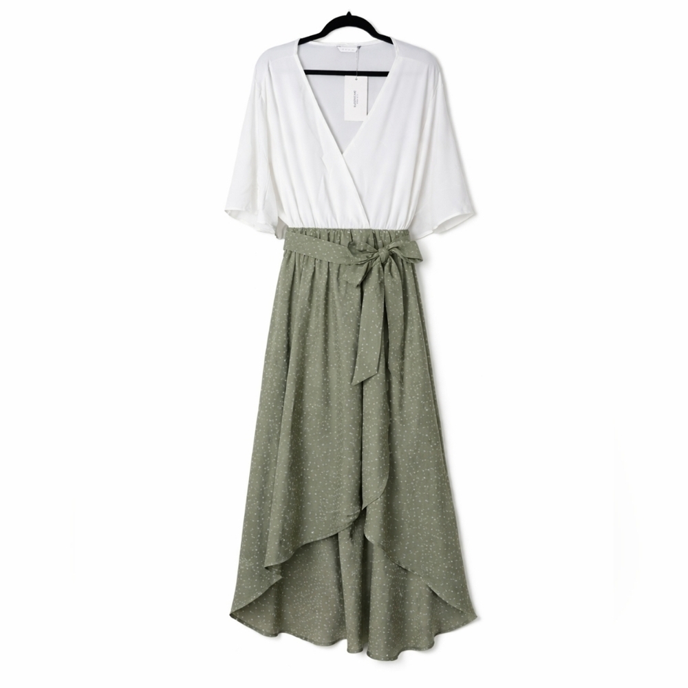 BloomChic NWT Size 30W White & Sage Polka Dot High-Low Midi Dress